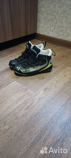 Лыжные ботинки fischer