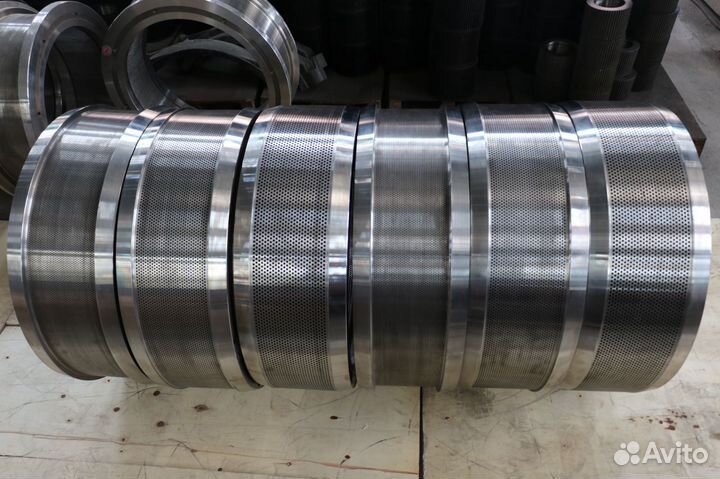 Матрица и ролики для гранулятора