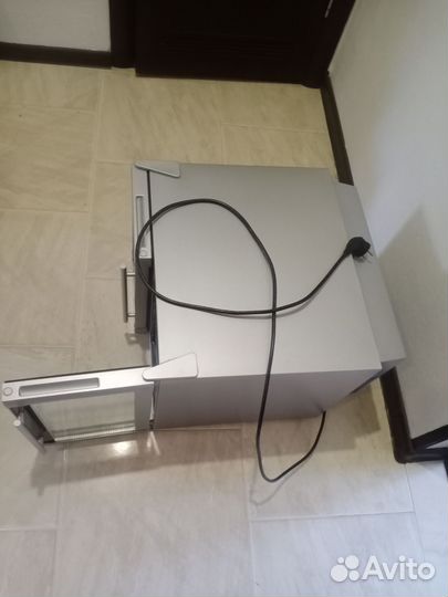 Винный холодильник