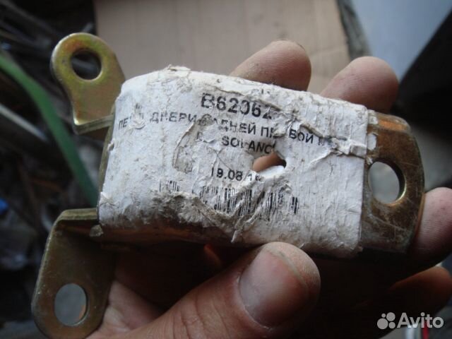 Солано Петля нижняя двери зад право Solano 08-14