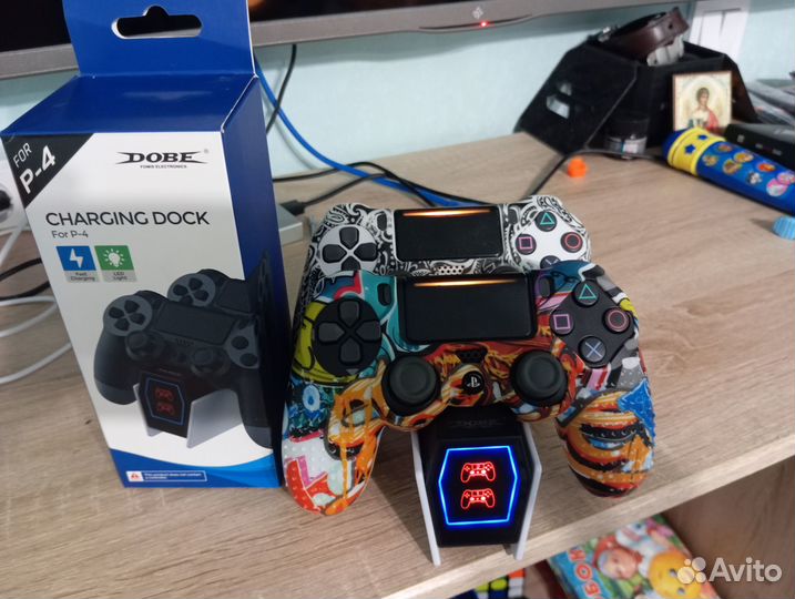Геймпад и зарядка sony dualshock 4