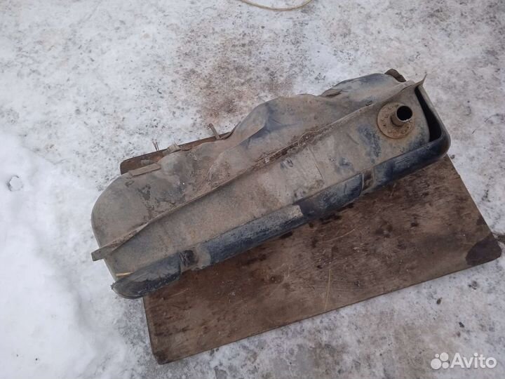 Топливный бак Toyota Lite Ace ym40