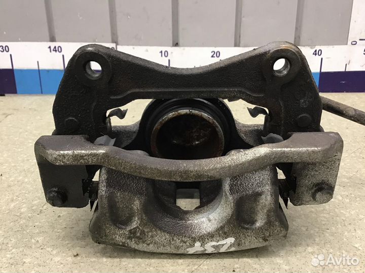 Суппорт передний правый Hyundai Creta 2016