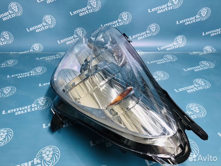Фара левая Opel Astra H