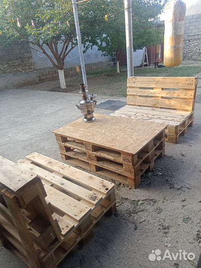 Диваны из поддонов