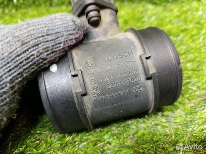 Датчик расхода воздуха Hyundai Trajet FO D4EA 2005