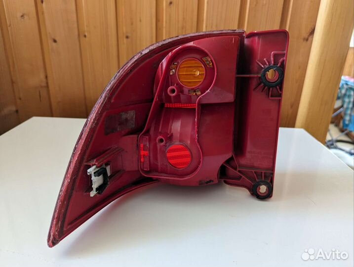 Задний правый фонарь Saab 9-5 Универсал