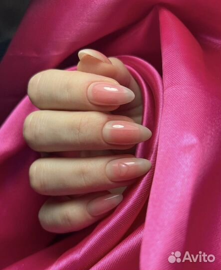 Маникюр педикюр