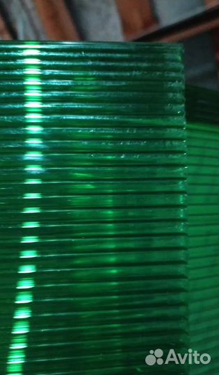 Сотовый поликарбонат Зеленый 8 мм