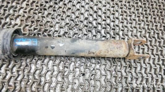 Амортизатор задней балки KIA magentis MG (EEA25LX0