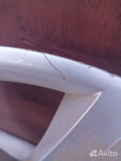 Колпак на колеса