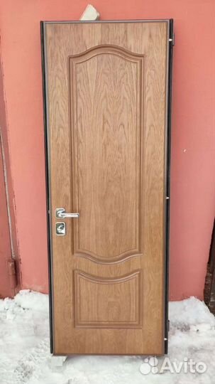 Дверь входная металлическая