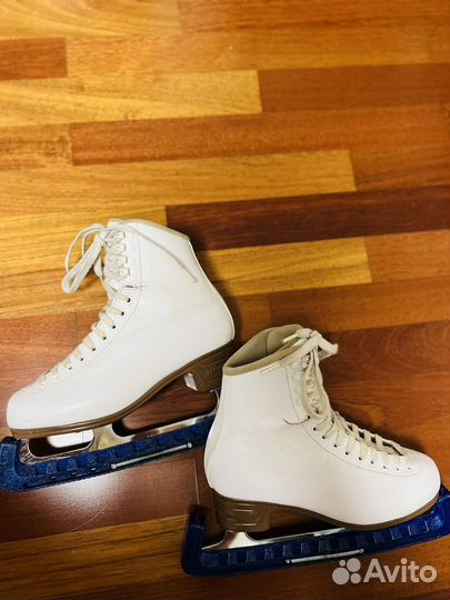 Фигурные коньки jackson excel