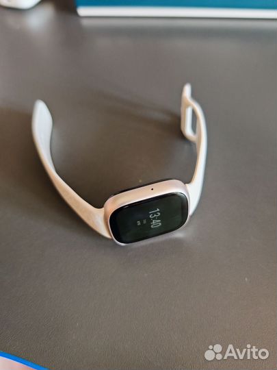 Смарт часы honor watch 4