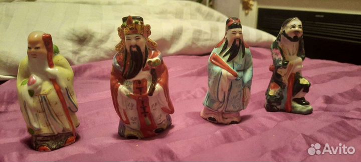 Фарфоровые статуэтки