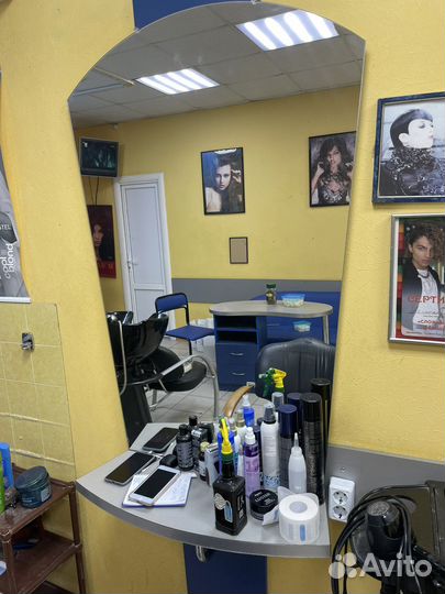 Зеркало для парикмахерской