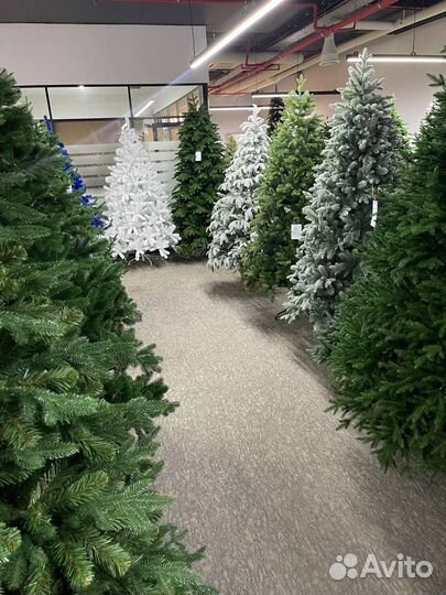 Искусственные ели разных размеров
