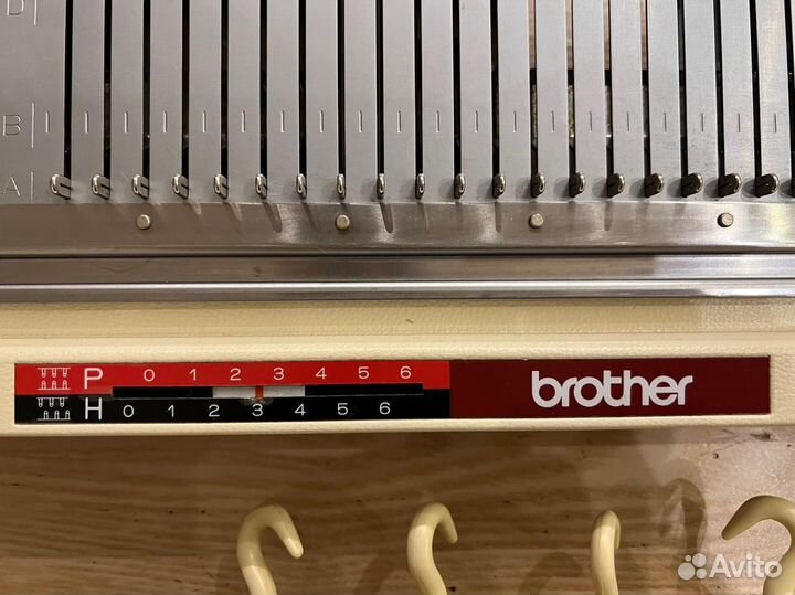 Вязальная машина Brother kr230 3класс