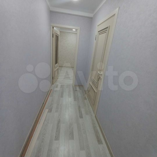 2-к. квартира, 60 м², 9/9 эт.