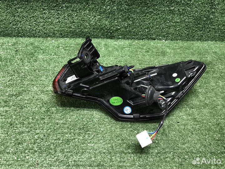 Фонарь задний наружный левый Geely Coolray