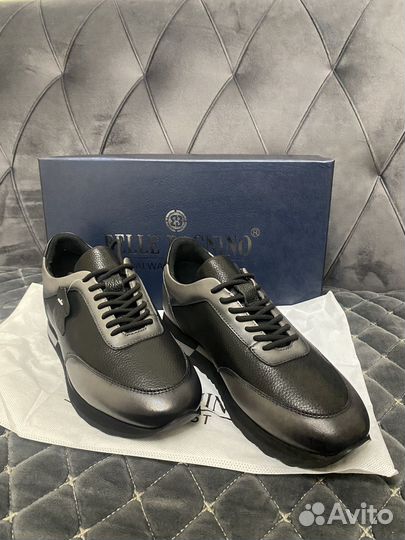 Кроссовки мужские