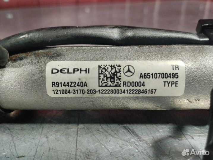 Топливная рампа Mercedes E-Class W212 OM651 2.2