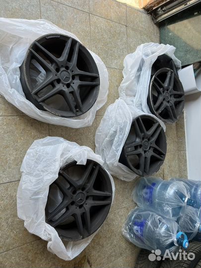 Диски r18 AMG оригинал