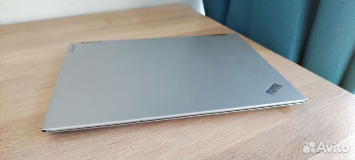 Lenovo thinkpad yoga 370