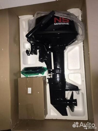 Лодочный мотор Nissan Marine 9.8