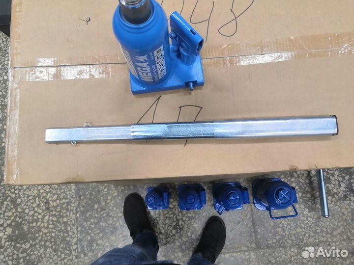 Домкрат бутылочный 10000 кг. mega BR10