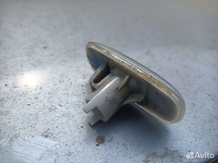 Поворотник в крыло/повторитель Audi A6 C5