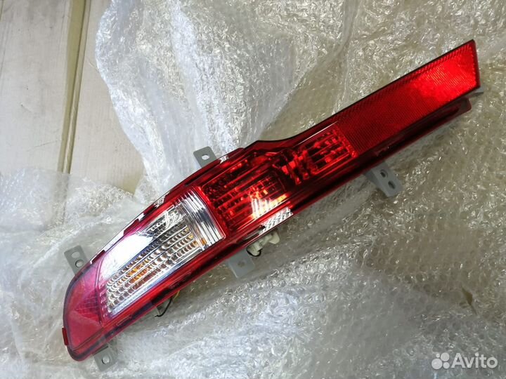 Фонарь задний левый