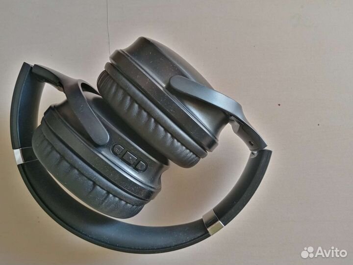 Беспроводные наушники