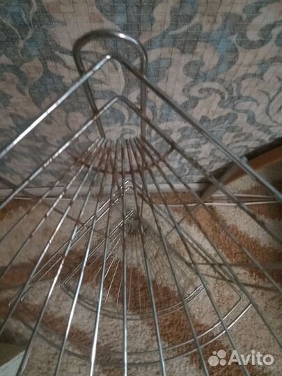 Полка и корзина для мусора