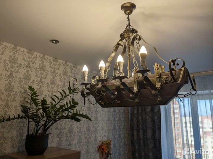 Люстра потолочная