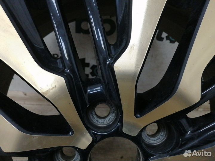 Диск литой 18x7.5J 5X114.3 ET45 42611-58340 Toyota