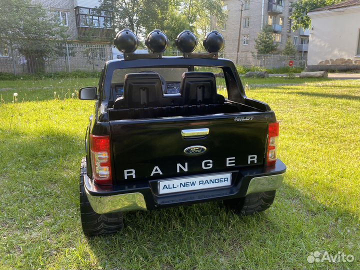 Детский электромобиль Ford