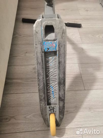 Трюковой самокат