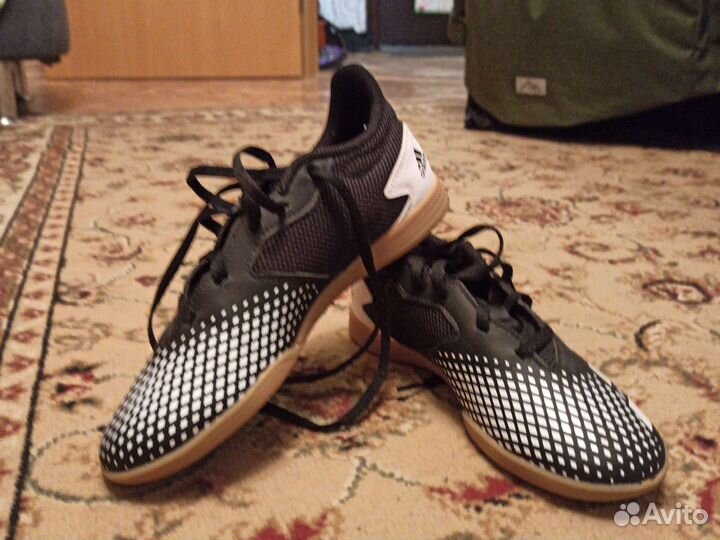 Футзалки adidas predator 35 размер