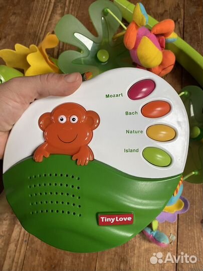 Мобиль на кроватку tiny love остров