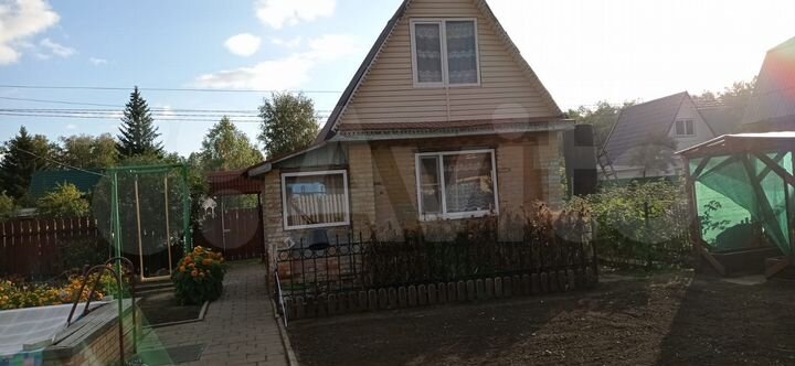 Дача 32 м² на участке 5 сот.