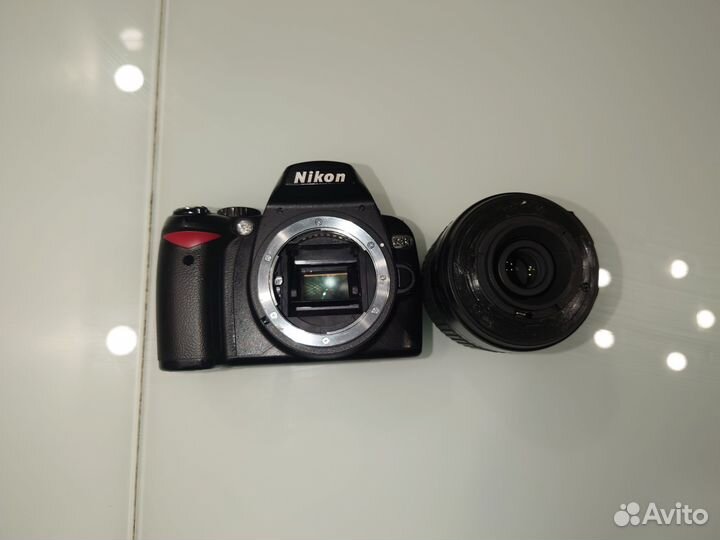 Зеркальный фотоаппарат Nikon D60