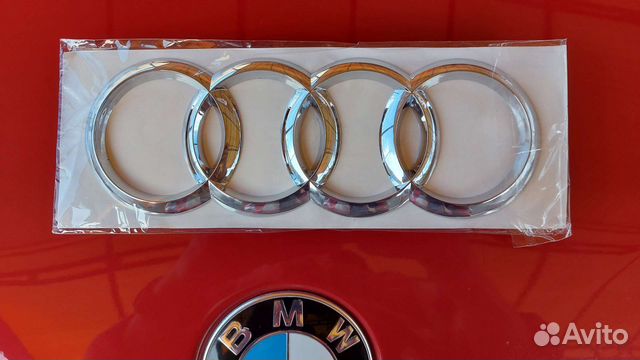 Эмблема, шильдик, значок Audi