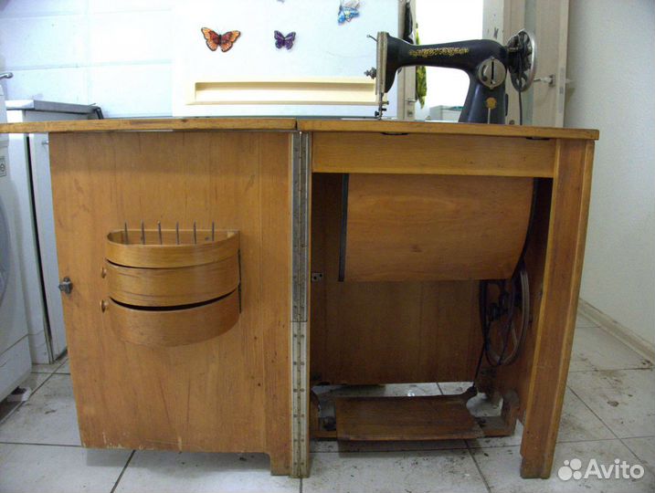 Швейная машина пмз имени Калина с тумбой