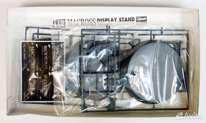 Модель 1/72, шоу-бокс, подставка