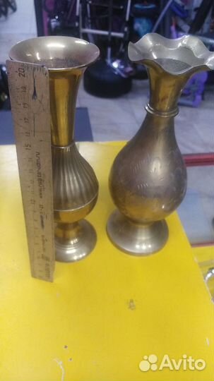 Ваза из бронзы
