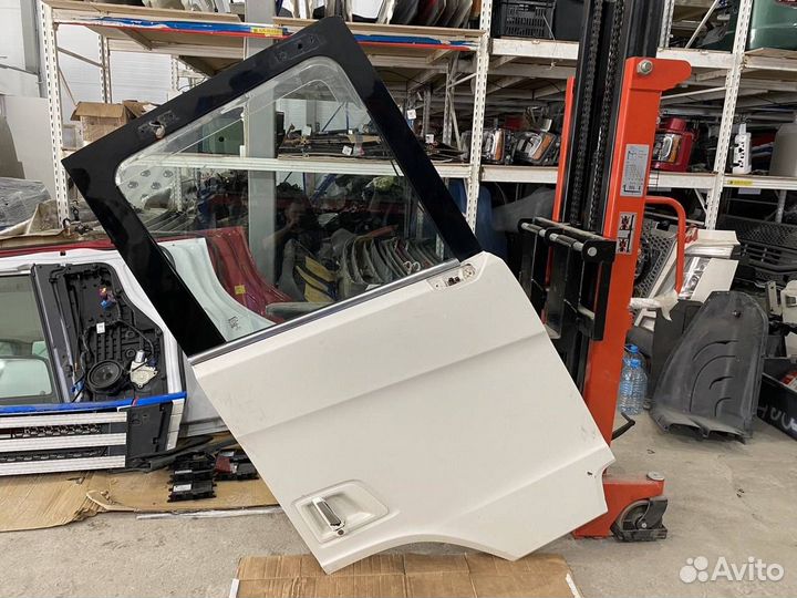 Дверь передняя правая Scania 6-series