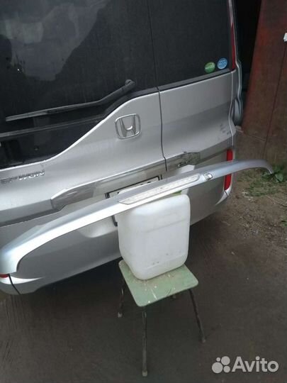 Спойлер багажника Хонда stepwgn RP1-4