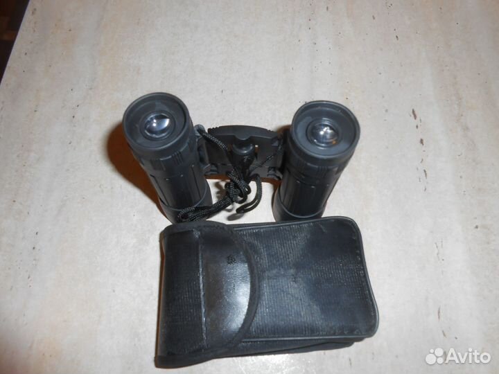 Бинокль 10х25