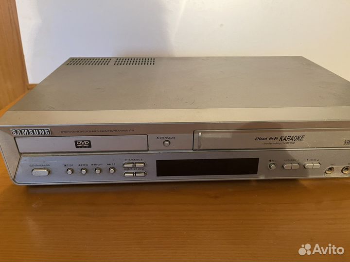 Видеомагнитофон и dvd Samsung